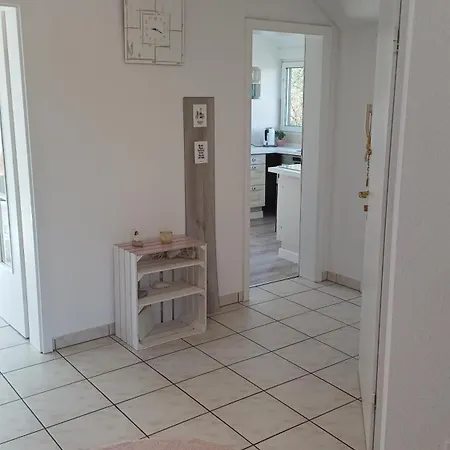 Апартаменты Helle Neu Renovierte Dachgeschosswohnung Mit Balkon