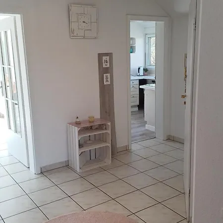 Апартаменты Helle Neu Renovierte Dachgeschosswohnung Mit Balkon Штоках