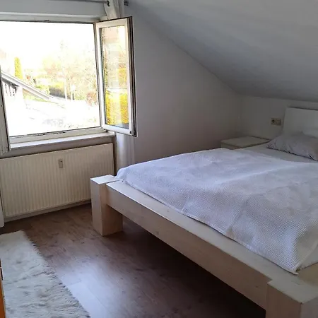 Апартаменты Helle Neu Renovierte Dachgeschosswohnung Mit Balkon Штоках